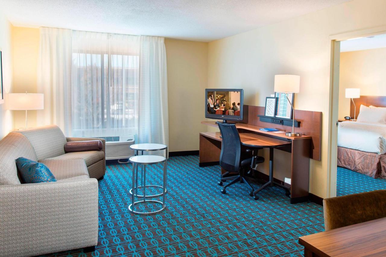 Fairfield Inn & Suites By Marriott Atlanta Buford/Mall Of Georgia Esterno foto